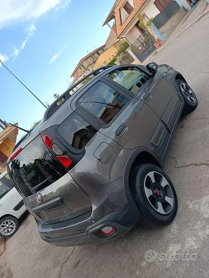 Usata Fiat Panda Cross Cross 69 CV (50 kW) 2018 Grigio Utilitaria