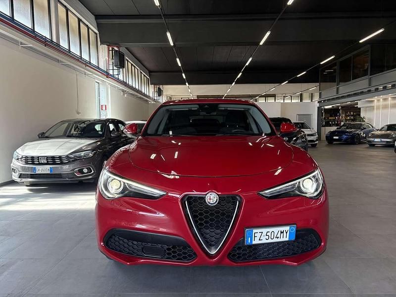 Usata Alfa Romeo Stelvio Tech Edition 160 CV (117 kW) 2019 Rosso SUV