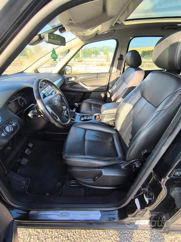 Usata Ford S-MAX 163 CV (119 kW) 2010 Nero Monovolume
