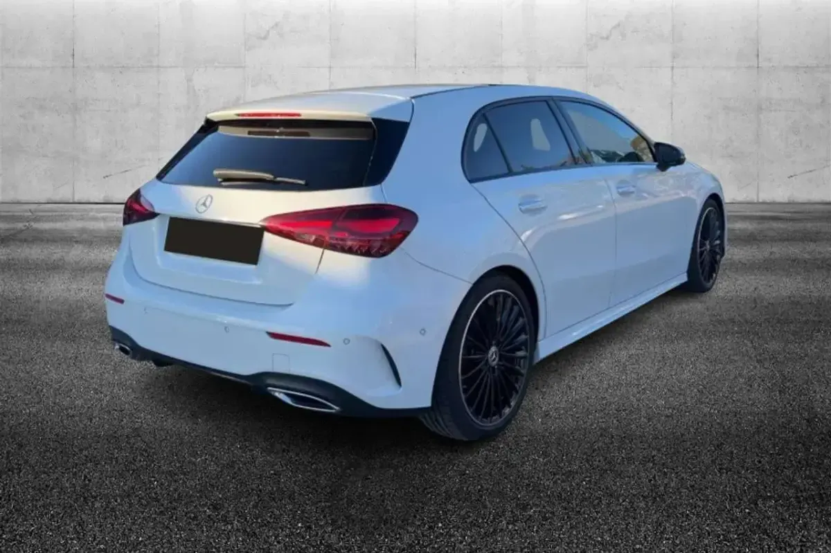 Usata Mercedes A250 AMG Line Premium 224 CV (164 kW) 2023 Bianco Berlina