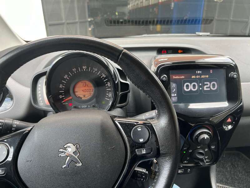 Usato 2019 Peugeot 108 1.0 Benzin 72 CV (9.450 €)