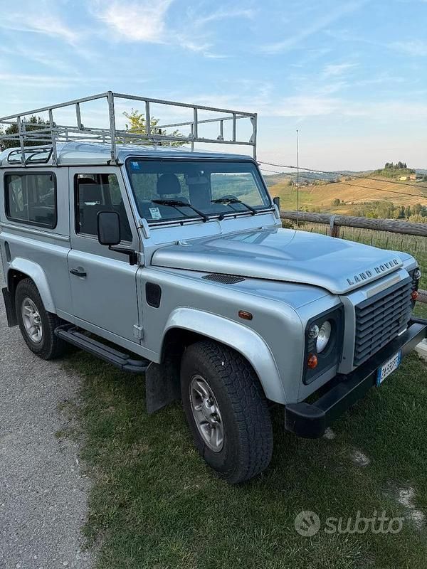 Occasion Land Rover Defender 122 ch (89 kW) 2009 Gris Break