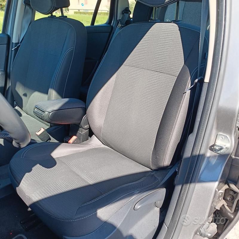 Usata Renault Clio III 85 CV (62 kW) 2011 Grigio Station wagon