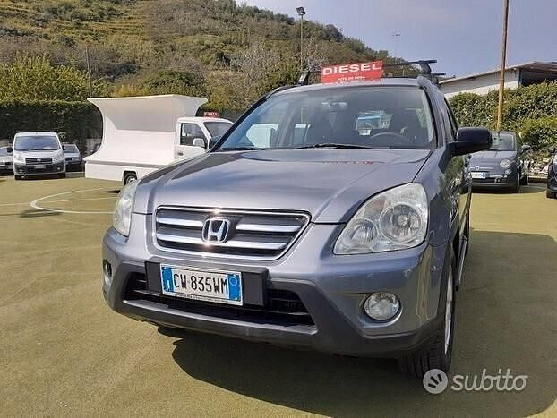 Usata Honda CR-V LS 140 CV (102 kW) 2005 Grigio SUV