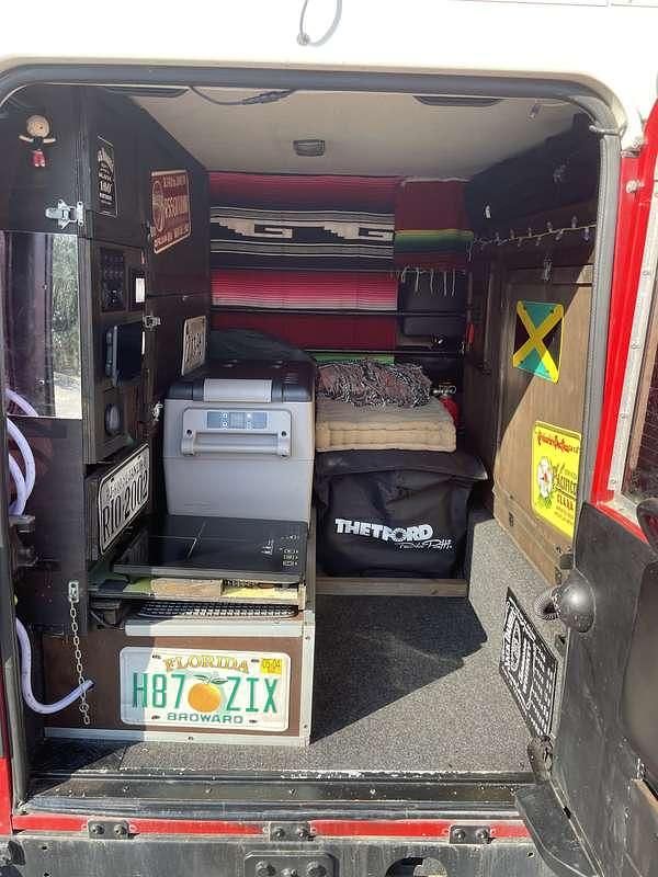 Usata Land Rover Defender 122 CV (89 kW) 1999 Station wagon