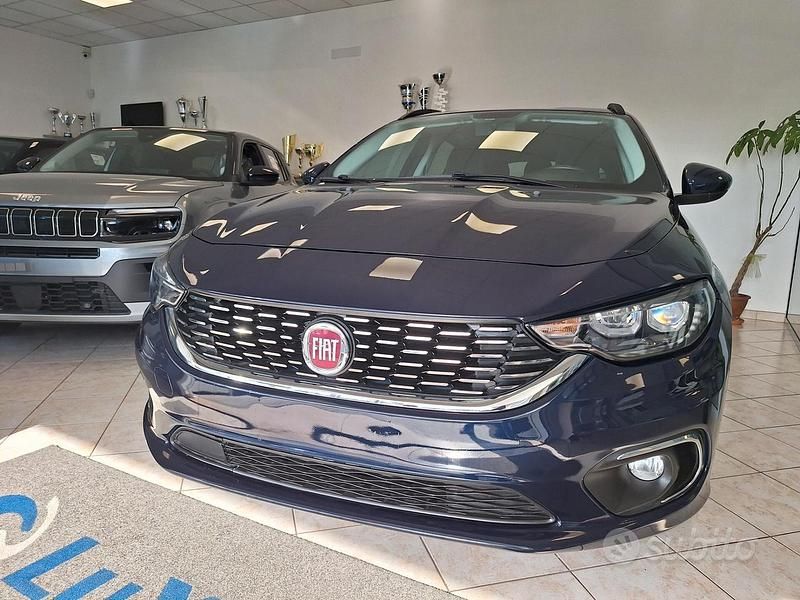 Usata Fiat Tipo Lounge 95 CV (69 kW) 2019 Blu Station wagon