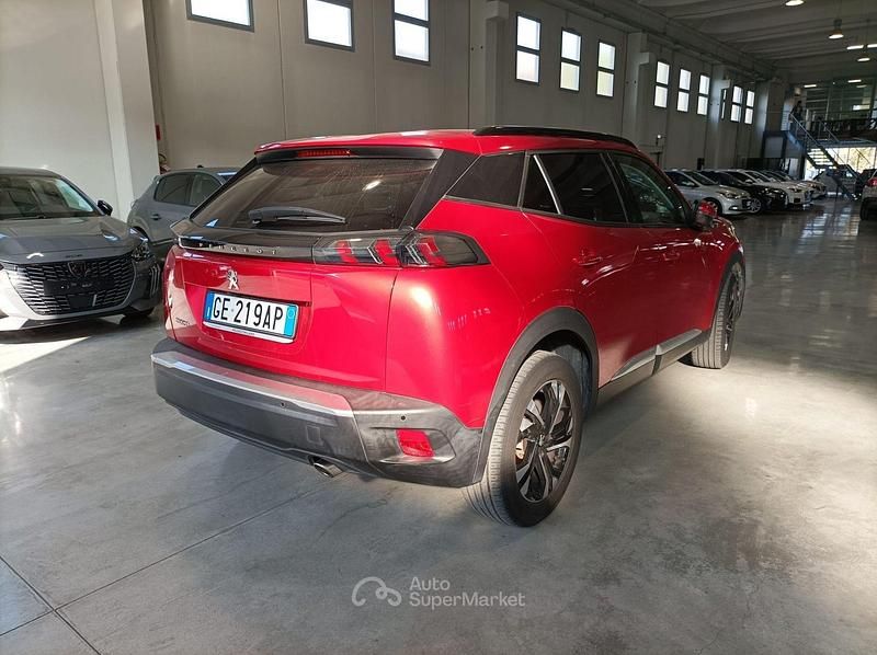 Usata Peugeot 2008 Allure 110 CV (80 kW) 2021 Rosso SUV