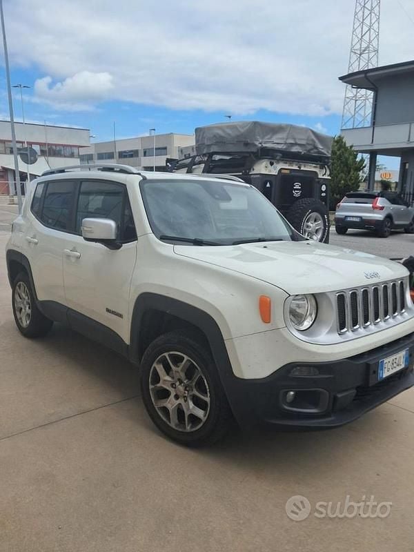 Usata Jeep Renegade Limited 140 CV (102 kW) 2016 Bianco SUV