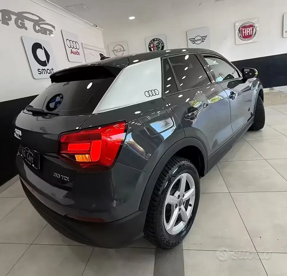 Usata Audi Q2 116 CV (85 kW) 2019 Grigio SUV