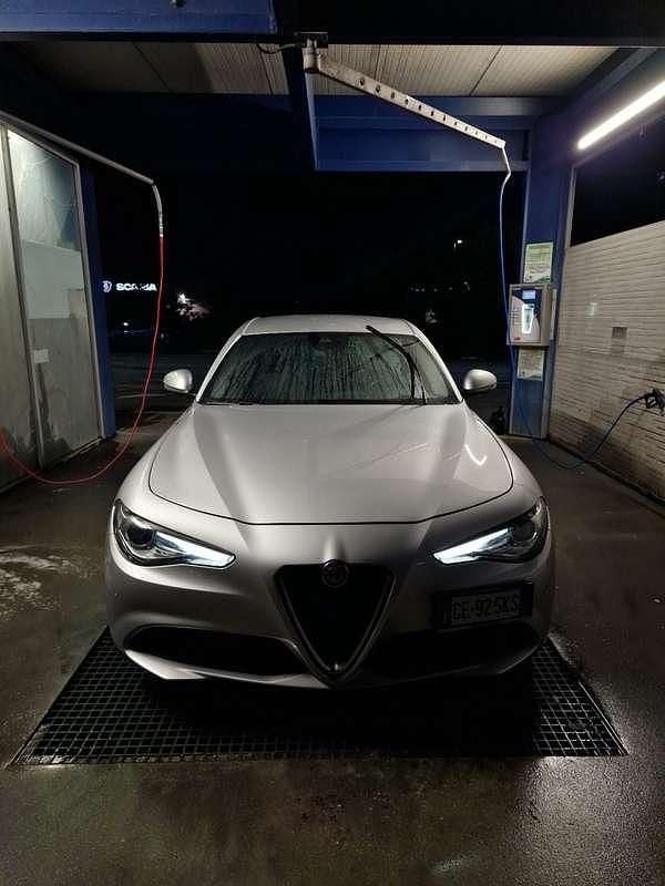Usata Alfa Romeo Giulia Executive 190 CV (139 kW) 2021 Berlina