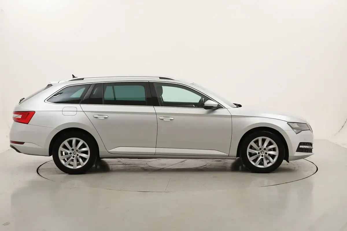 Usata Skoda Superb Executive 150 CV (110 kW) 2022 Station wagon