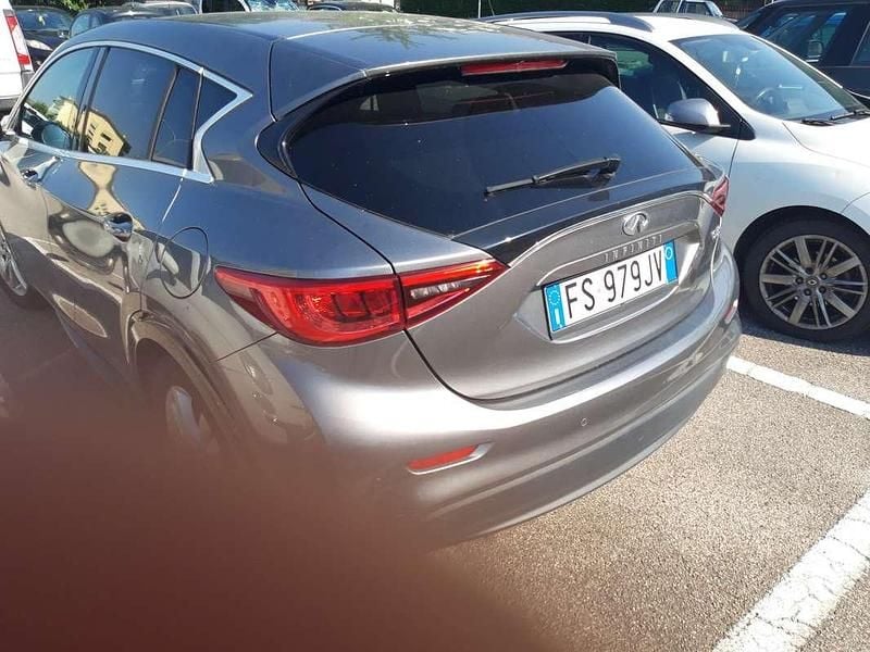 Grigio Usata 2019 Infiniti Q30 Business Executive Due volumi | 13.000 € (Super prezzo) - Immagine 1/3
