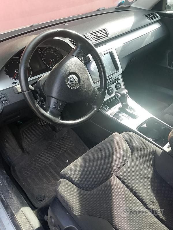 Usata VW Passat 150 CV (110 kW) 2009 Grigio Station wagon