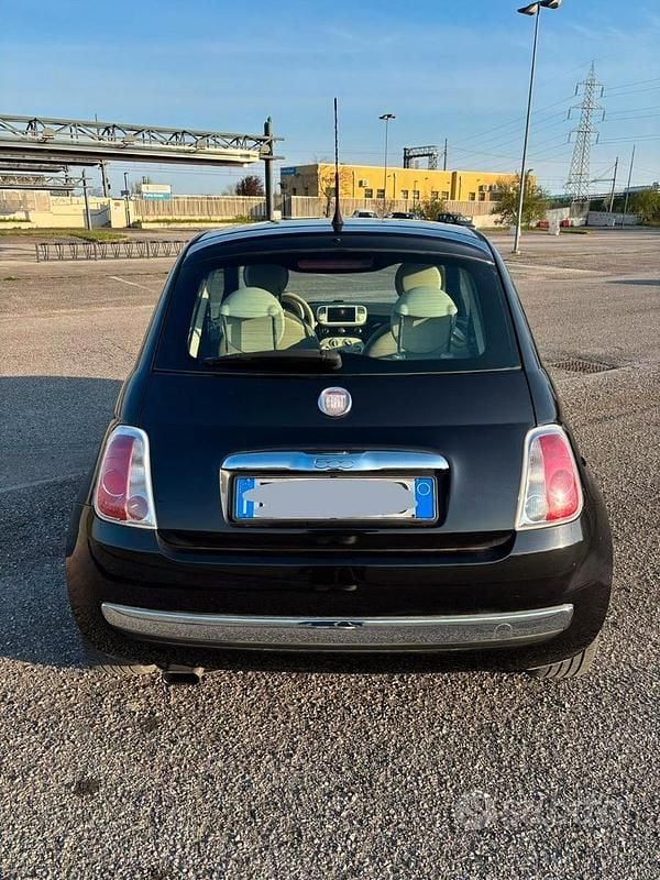 Usata Fiat 500 Lounge 69 CV (50 kW) 2010 Nero Utilitaria