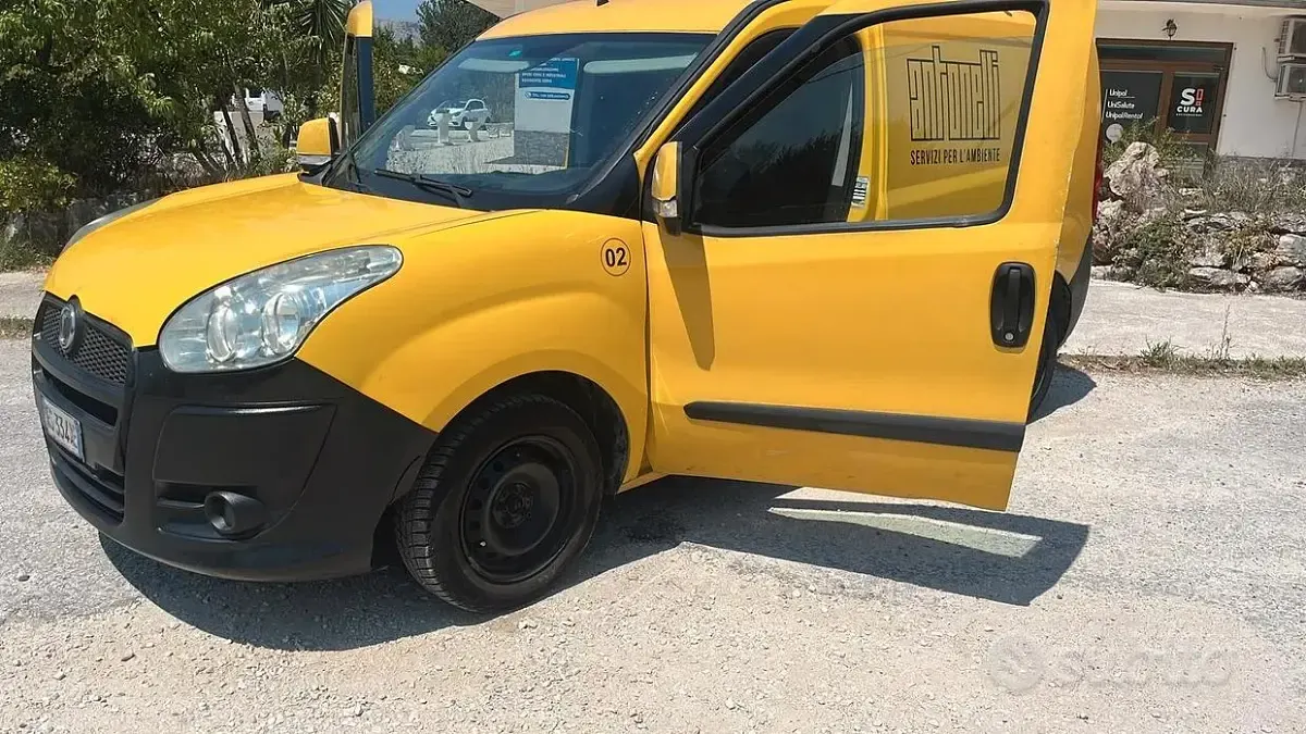Usata Fiat Doblò 90 CV (66 kW) 2013 Monovolume