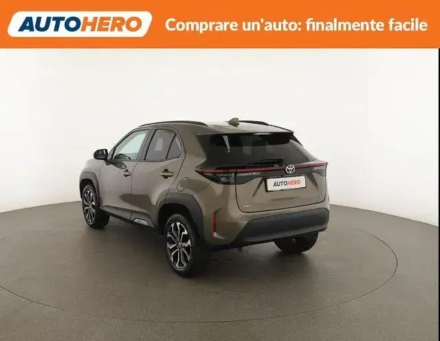 Usata Toyota Yaris Cross Trend 92 CV (67 kW) 2024 Marrone SUV