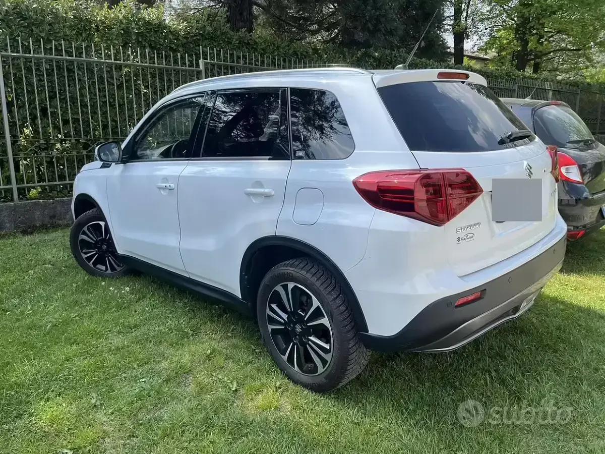 Usata Suzuki Vitara 140 CV (102 kW) 2019 Bianco SUV