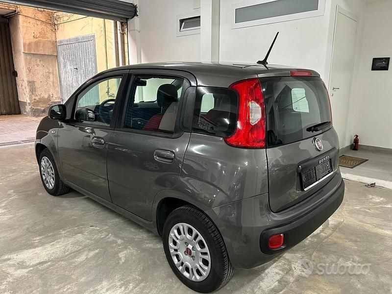 Usata Fiat Panda Easy 69 CV (50 kW) 2020 Grigio Berlina