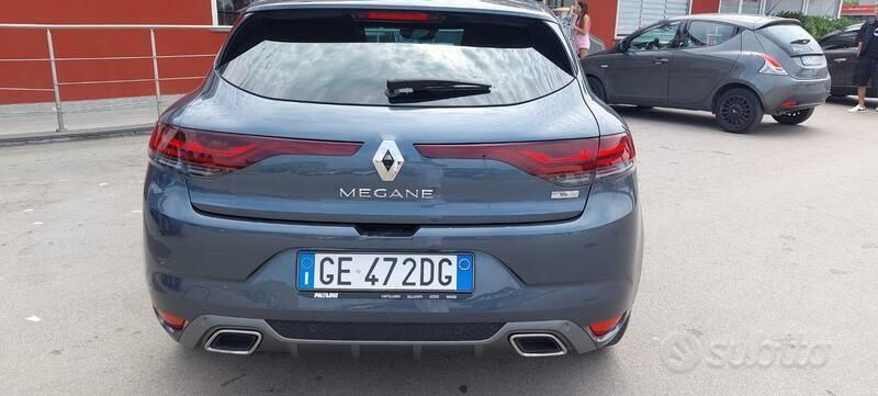 Usata Renault Mégane IV 116 CV (85 kW) 2021 Grigio Berlina