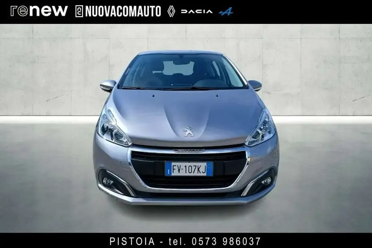 Usata Peugeot 208 Allure 102 CV (75 kW) 2019 Argento Utilitaria