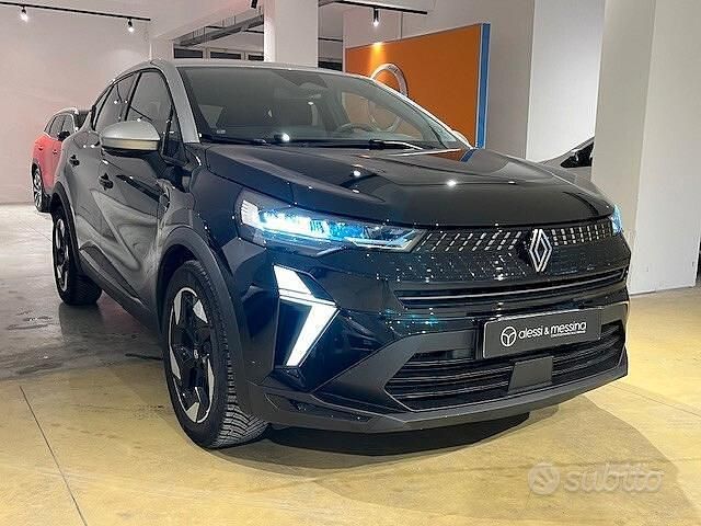Usata Renault Captur Techno 91 CV (66 kW) 2025 Grigio SUV