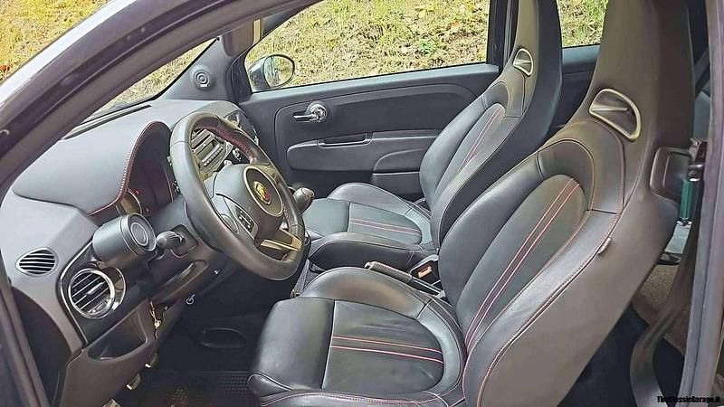 Usata Abarth 500 135 CV (99 kW) 2011 Nero Utilitaria