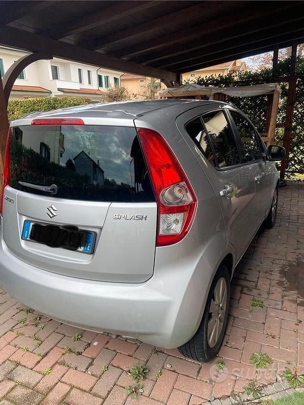 Usata Suzuki Splash 65 CV (47 kW) 2009 Grigio Utilitaria