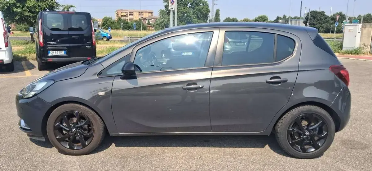 Usata Opel Corsa 69 CV (50 kW) 2015 Grigio Utilitaria