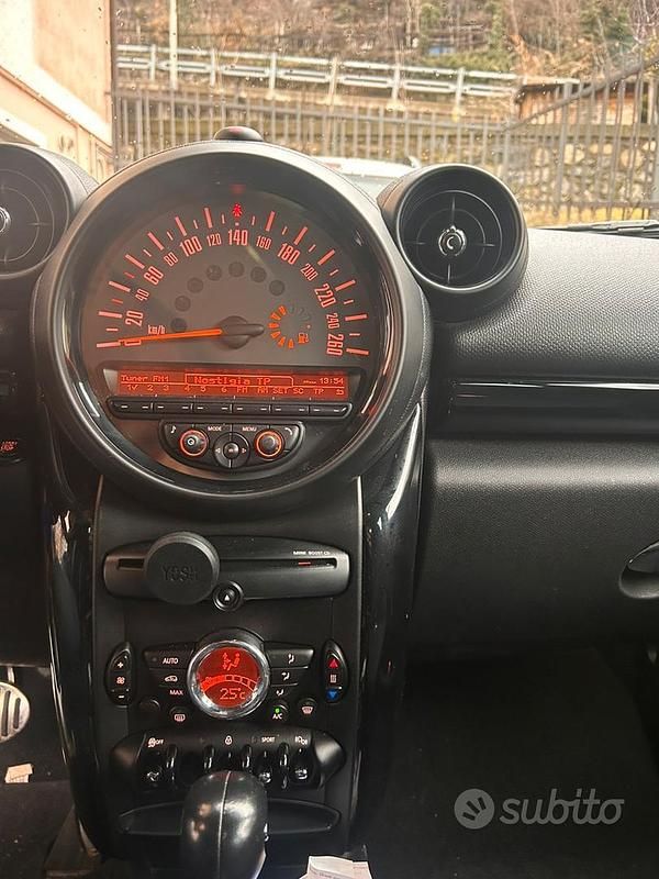 Usata Mini Countryman 190 CV (139 kW) 2016 Grigio SUV