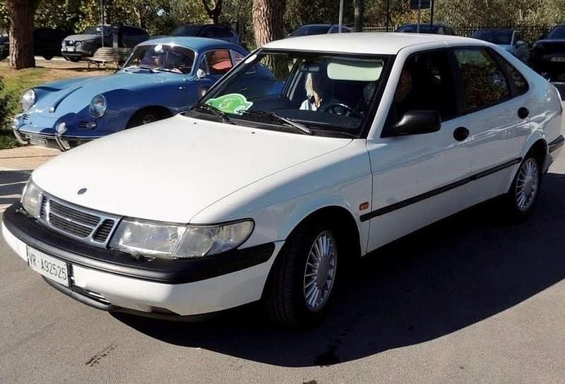 Usata Saab 900 131 CV (96 kW) 1994 Bianco Berlina
