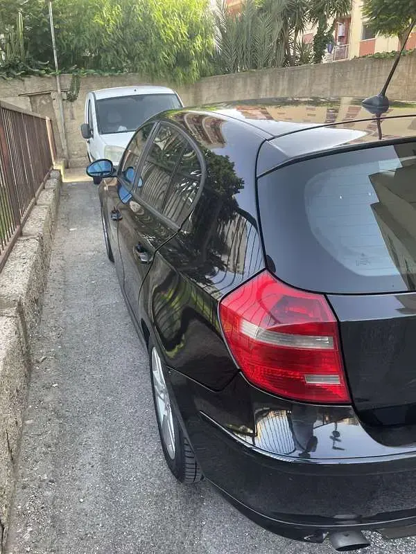 Usata BMW 118 143 CV (105 kW) 2007 Utilitaria