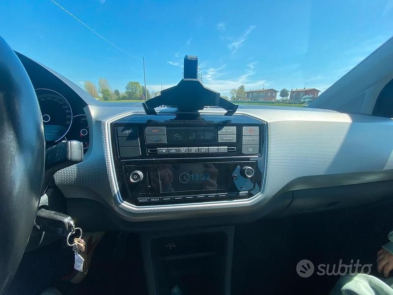 Usata VW up! Highline 2017 Grigio Utilitaria