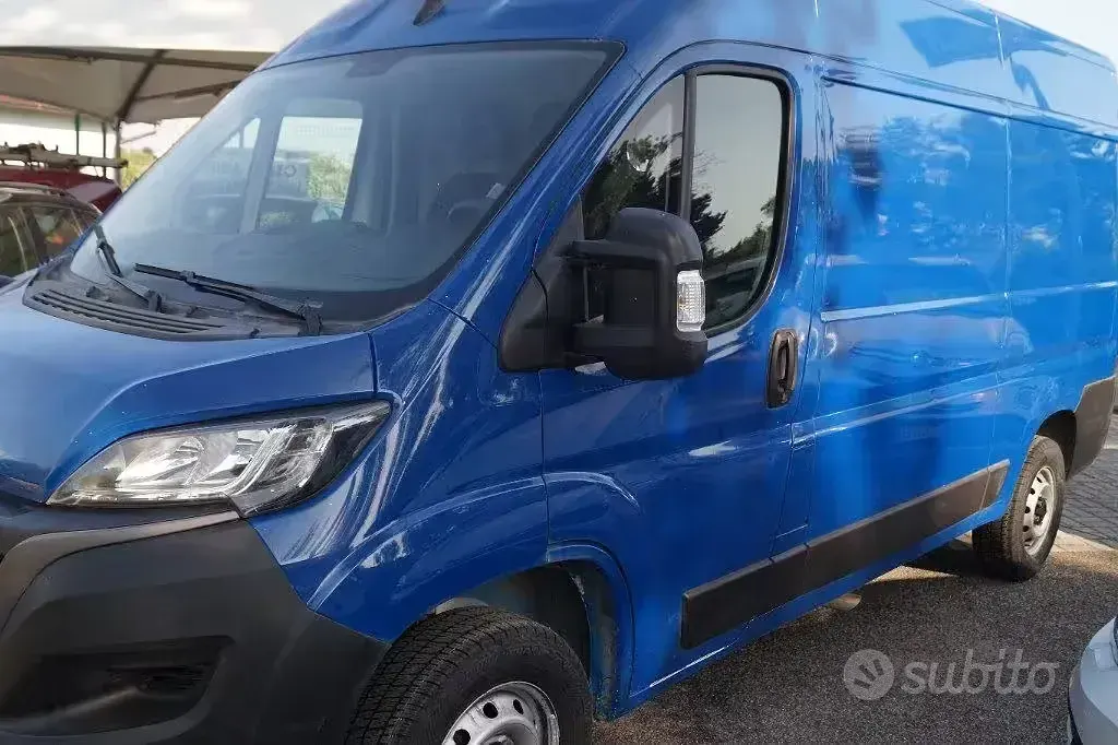 Usata Fiat Ducato 33 140 CV (102 kW) 2022 Bluazzurro Furgone