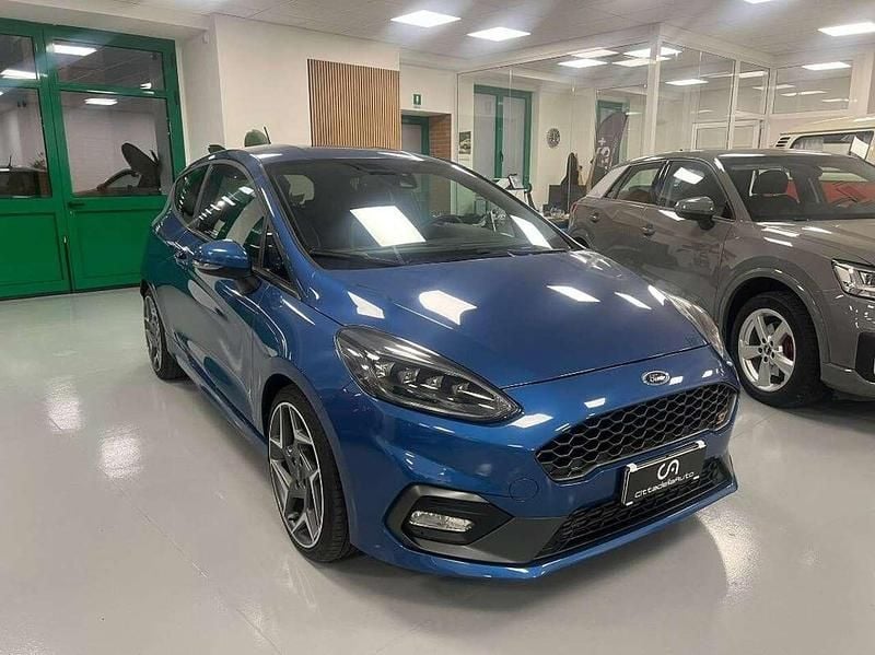 Usata Ford Fiesta ST 205 CV (150 kW) 2021 Blu perfomance Berlina