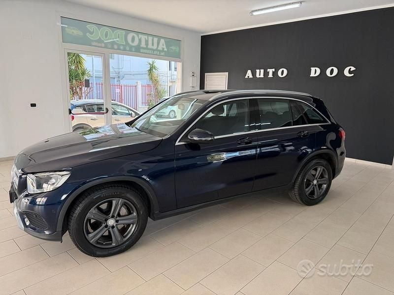 Usata Mercedes GLC250 204 CV (150 kW) 2016 Blu Station wagon