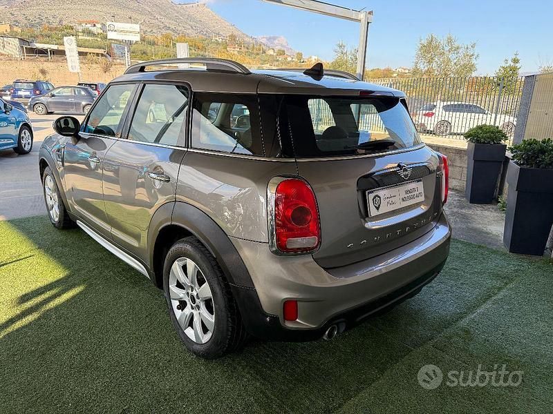 Usata Mini Cooper D Countryman Business 150 CV (110 kW) 2019 Grigio SUV