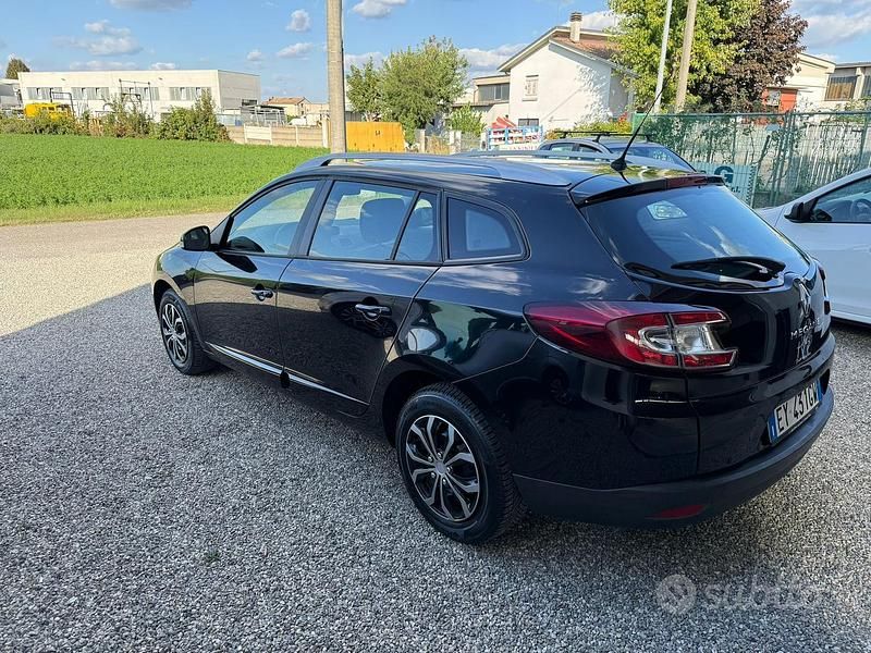 Usata Renault Mégane GrandTour 110 CV (80 kW) 2015 Nero Station wagon