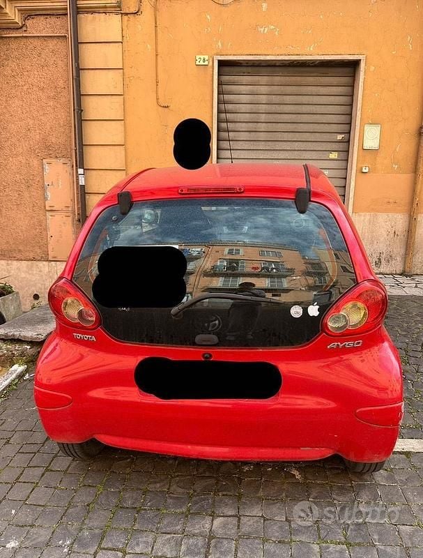 Usata Toyota Aygo Sol 2006 Rosso Utilitaria