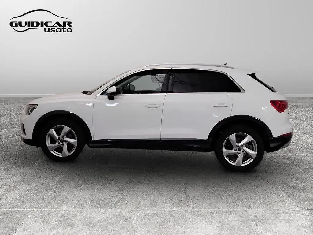 Usata Audi Q3 Advanced 150 CV (110 kW) 2023 Bianco SUV
