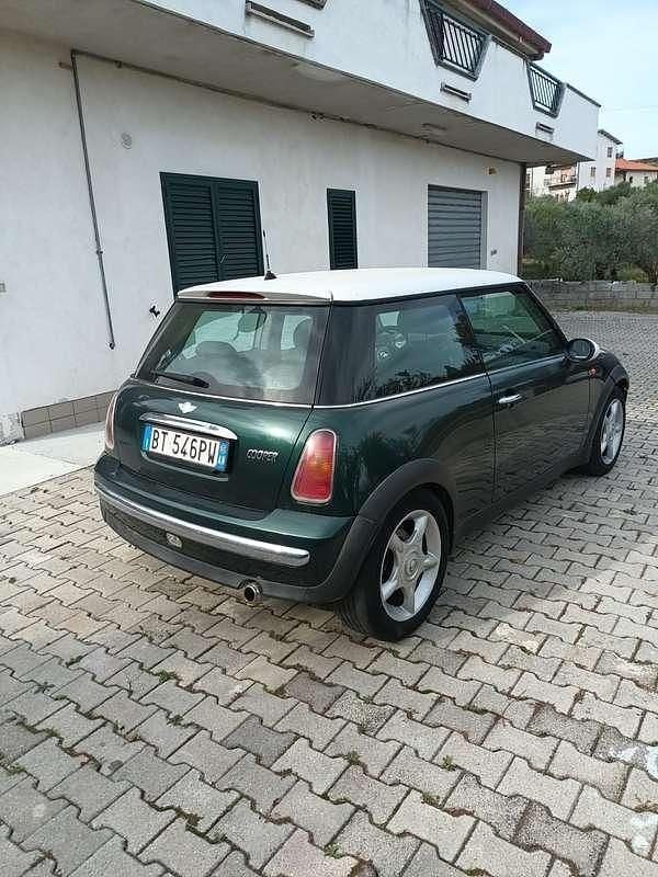 Begagnad Mini Cooper 116 HK (85 kW) 2002 Halvkombi