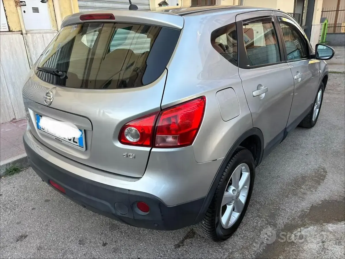 Usata Nissan Qashqai 106 CV (77 kW) 2009 Grigio SUV