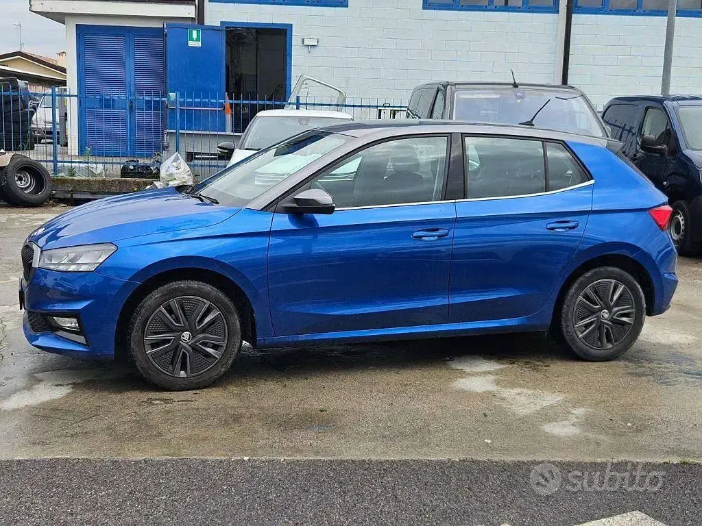 Usata Skoda Fabia Style 80 CV (58 kW) 2023 Blu/azzurro Utilitaria
