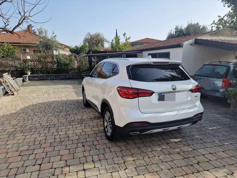 Usata MG HS Comfort 162 CV (119 kW) 2023 Bianco SUV