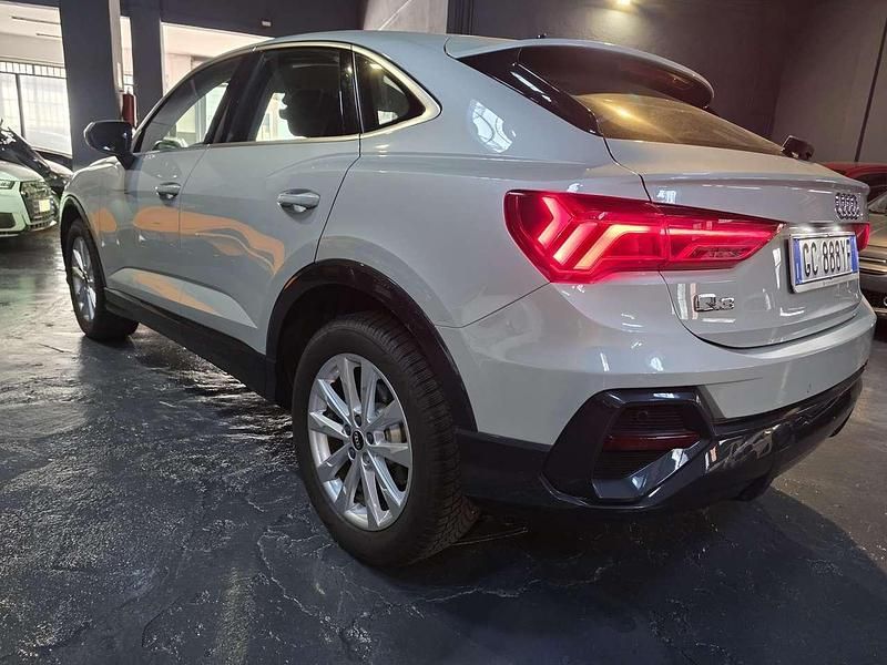 Usata Audi Q3 Sportback Business Plus 150 CV (110 kW) 2020 Grigio SUV