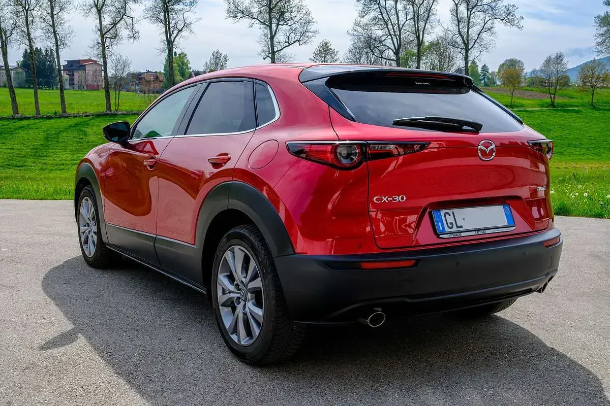 Usata Mazda CX-30 Exceed 122 CV (89 kW) 2022 Rosso SUV