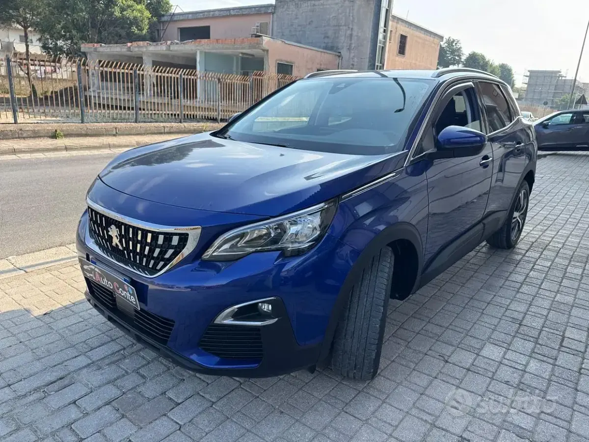 Usata Peugeot 3008 Business-Line 131 CV (96 kW) 2020 Blu SUV