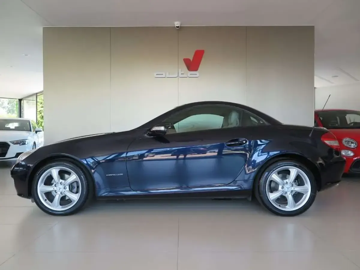 Usata Mercedes SLK200 163 CV (119 kW) 2006 Blu Cabrio