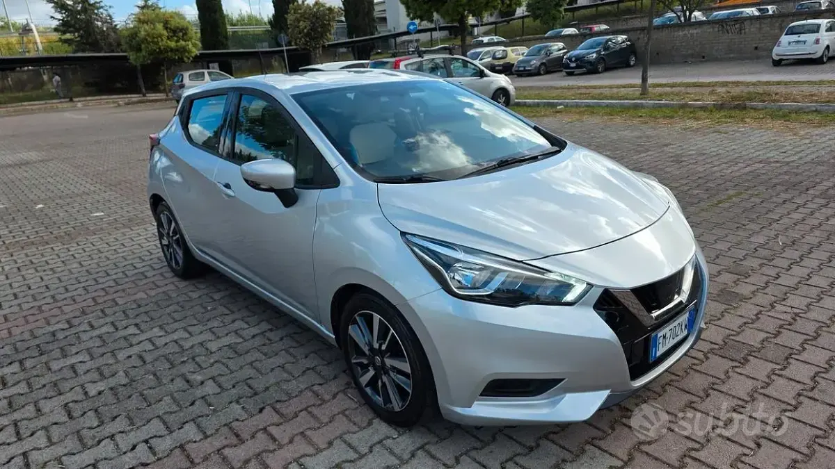 Usata Nissan Micra 90 CV (66 kW) 2018 Grigio Utilitaria