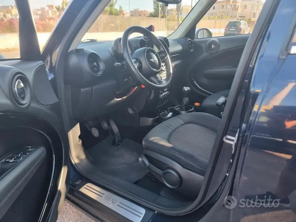 Usata Mini Cooper D Countryman 111 CV (81 kW) 2014 Bluazzurro SUV