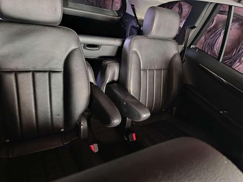 Usata Mercedes R300 190 CV (139 kW) 2008 Monovolume